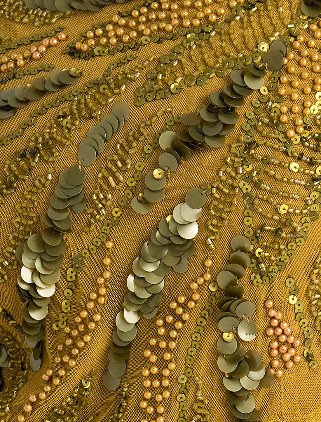 فستان اصفر كموني سهرة بأكمام مفتوحة
Mustard yellow evening dress with long cape sleeves