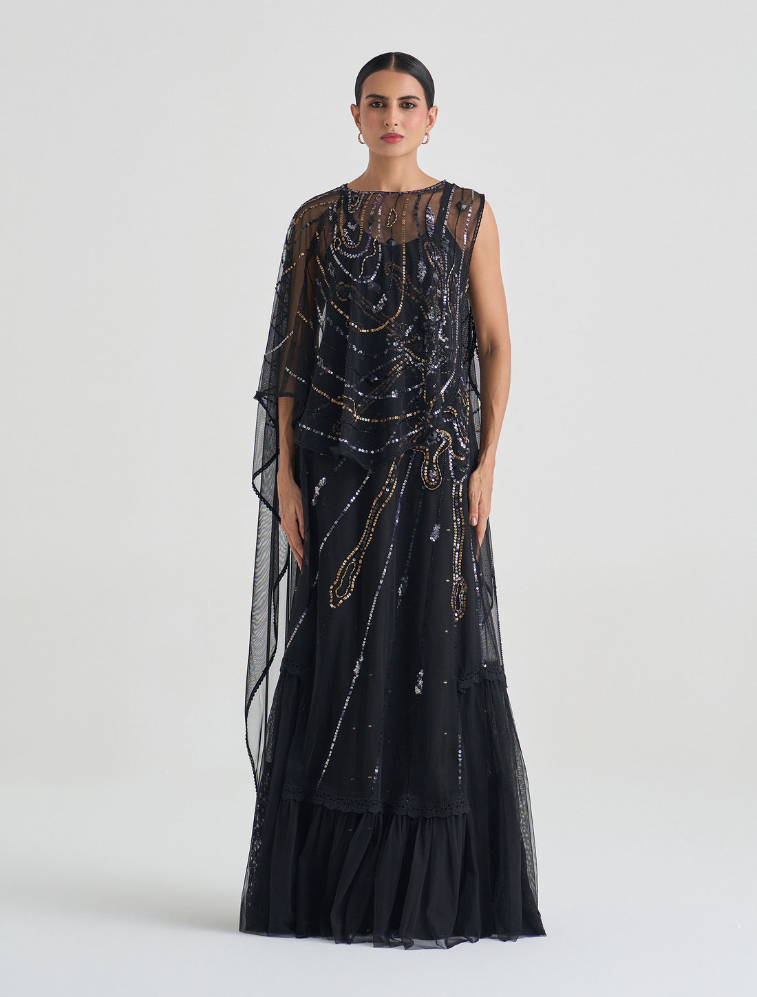 فستان بكتف واحد طويل بلون أسود أنيق