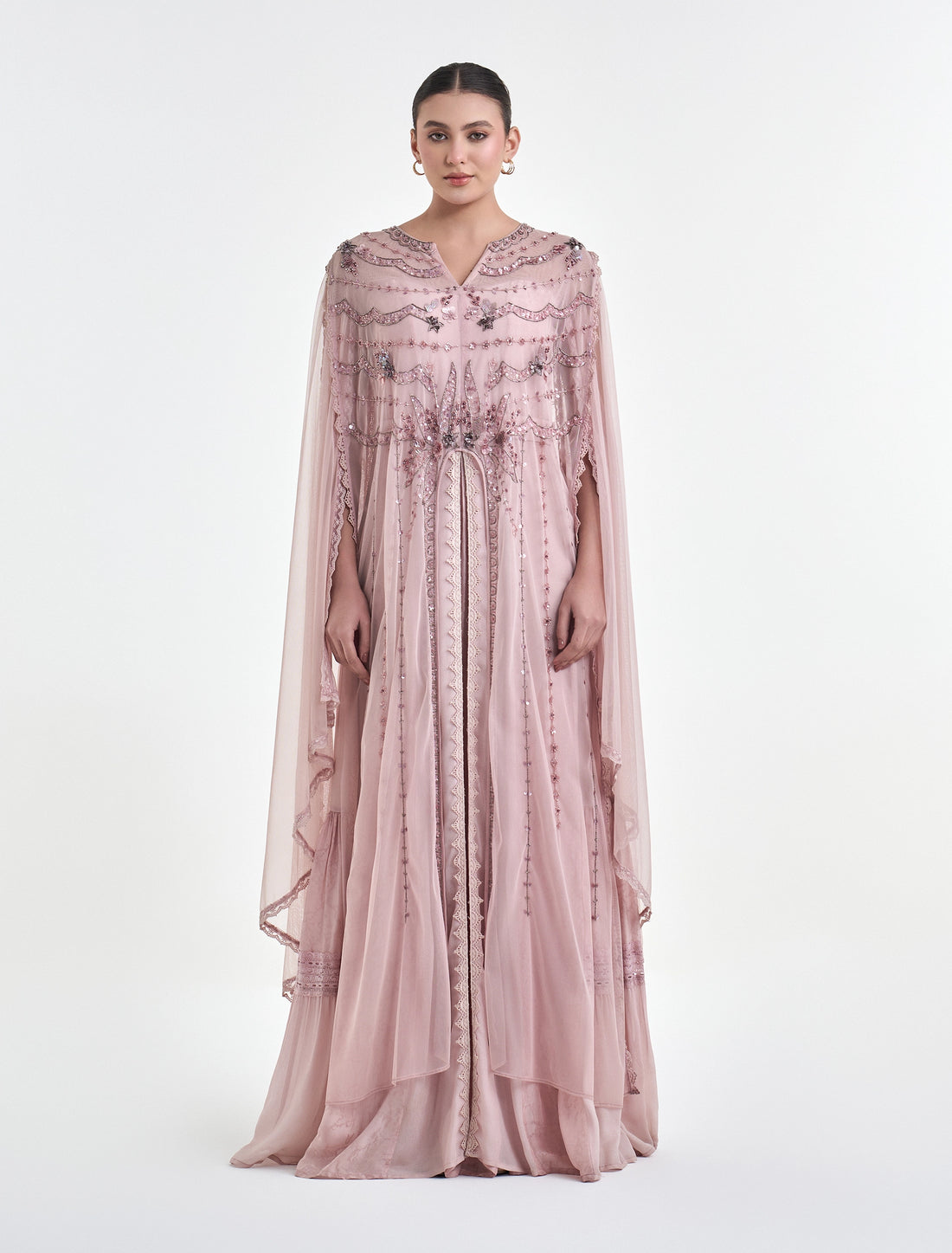 فستان سهرات بلون وردي بتصميم كيب متدرج