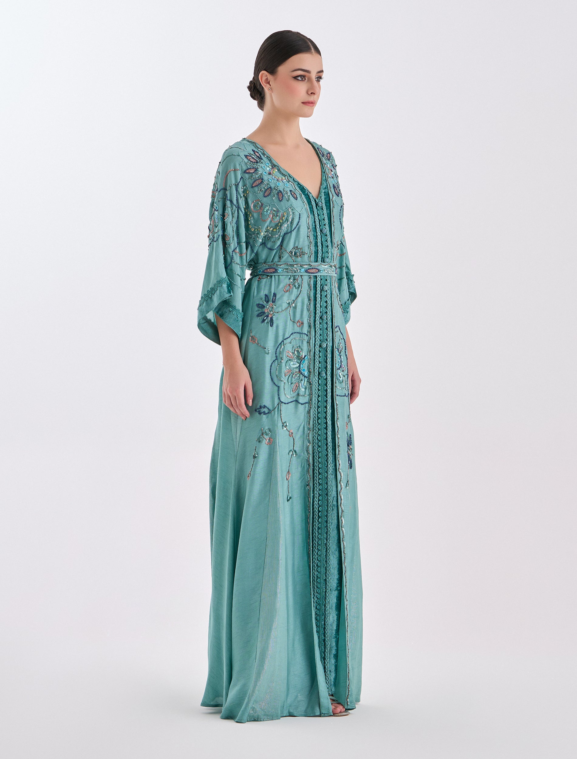 ستايل ملكي فستان لون تركواز أنيق