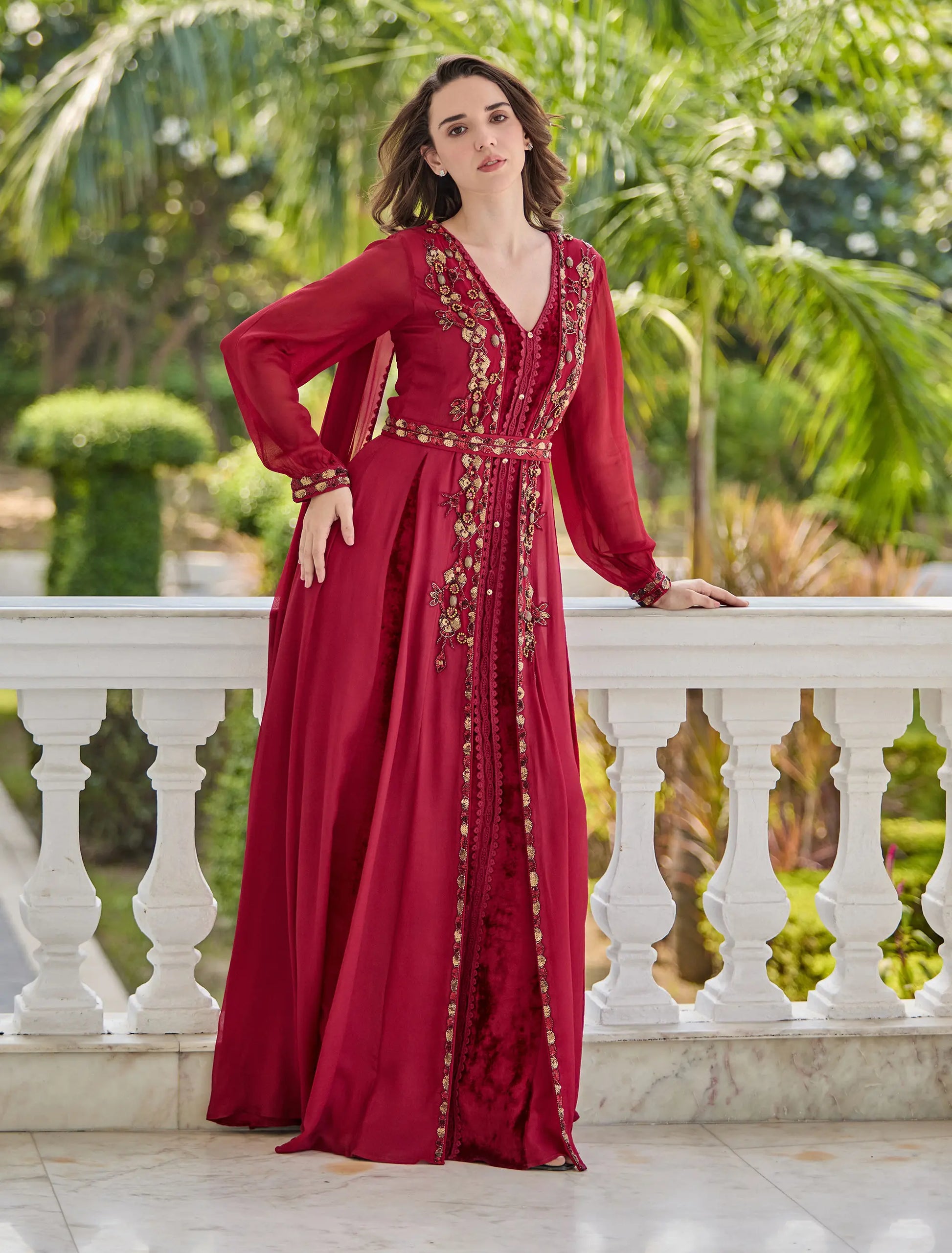 فستان انيق كم طويل بلون فوشي أنيق