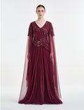 فستان برغندي سهره طويل بأكمام كاب من التل الفاخر
Long burgundy dress for evenings with refined tulle cape sleeves