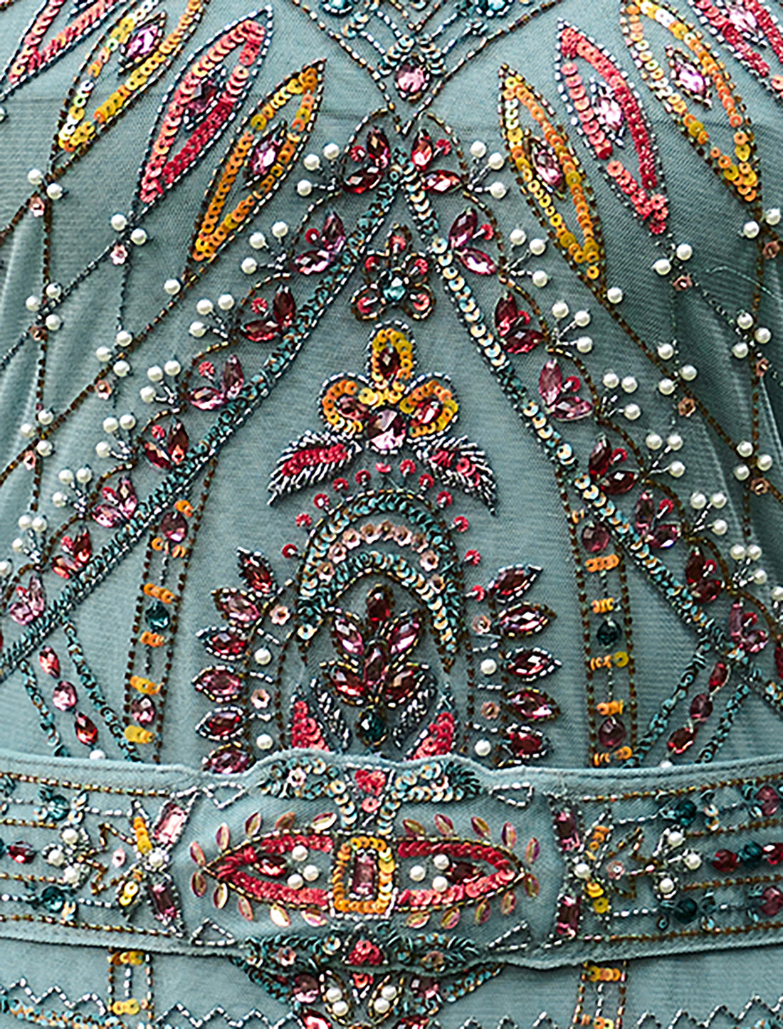 تألقي بفستان سهرة فيروزي من شالكي