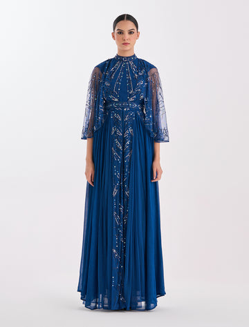 فستان سهرة مطرز يدويا مع أكمام من التل