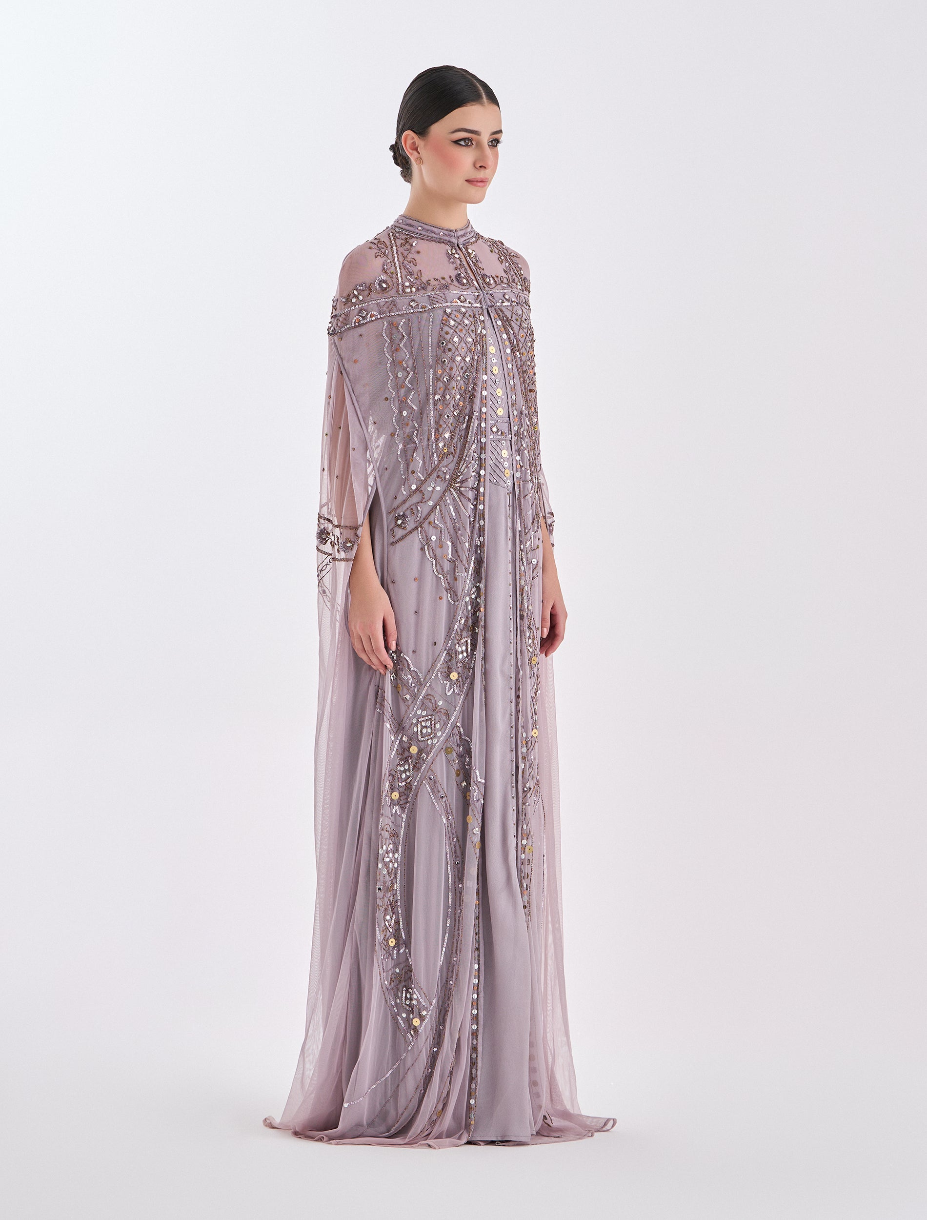 فستان لامع طويل بستايل محتشم أنيق