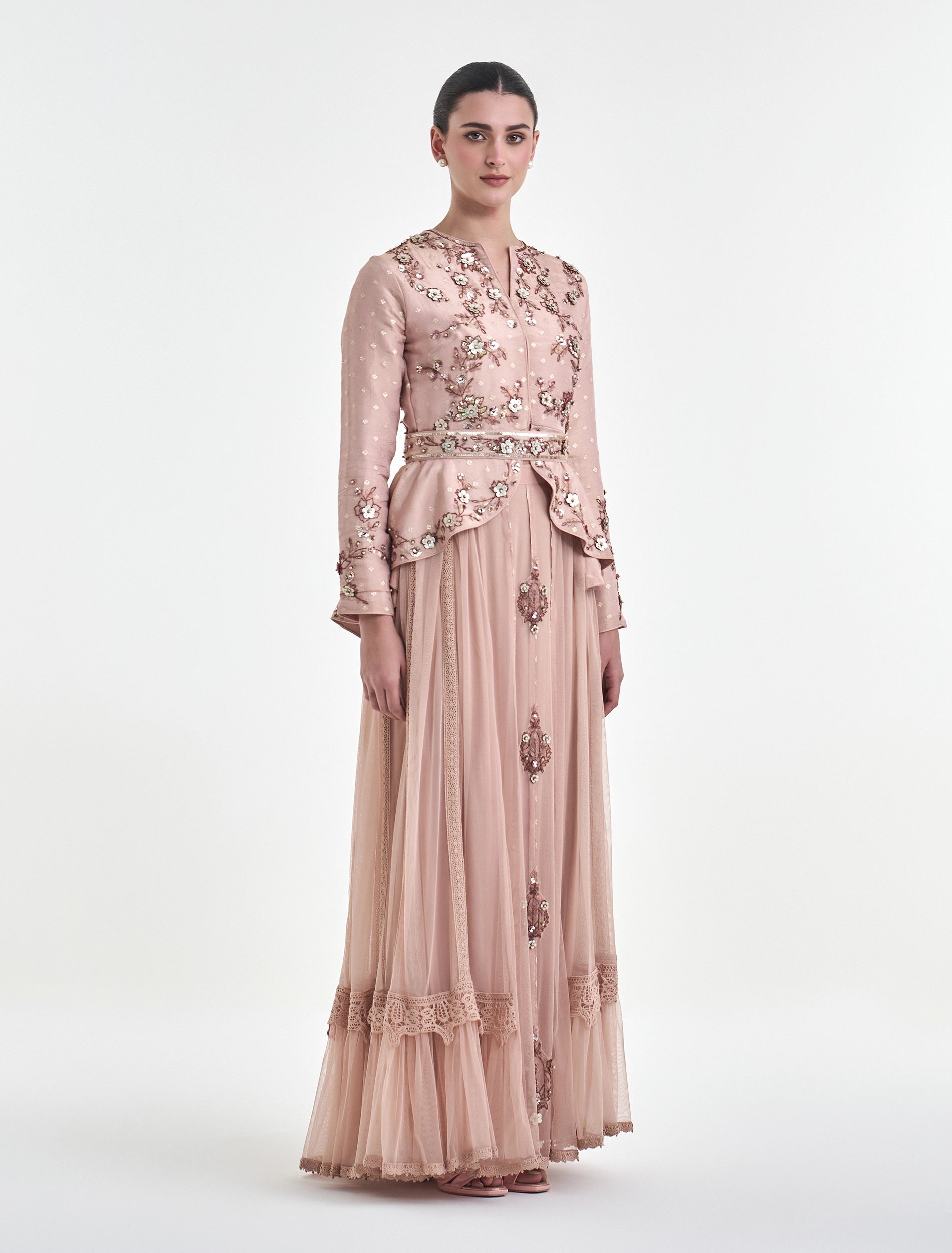 طقم تنورة وجاكيت نسائي بتصميم عصري أنيق