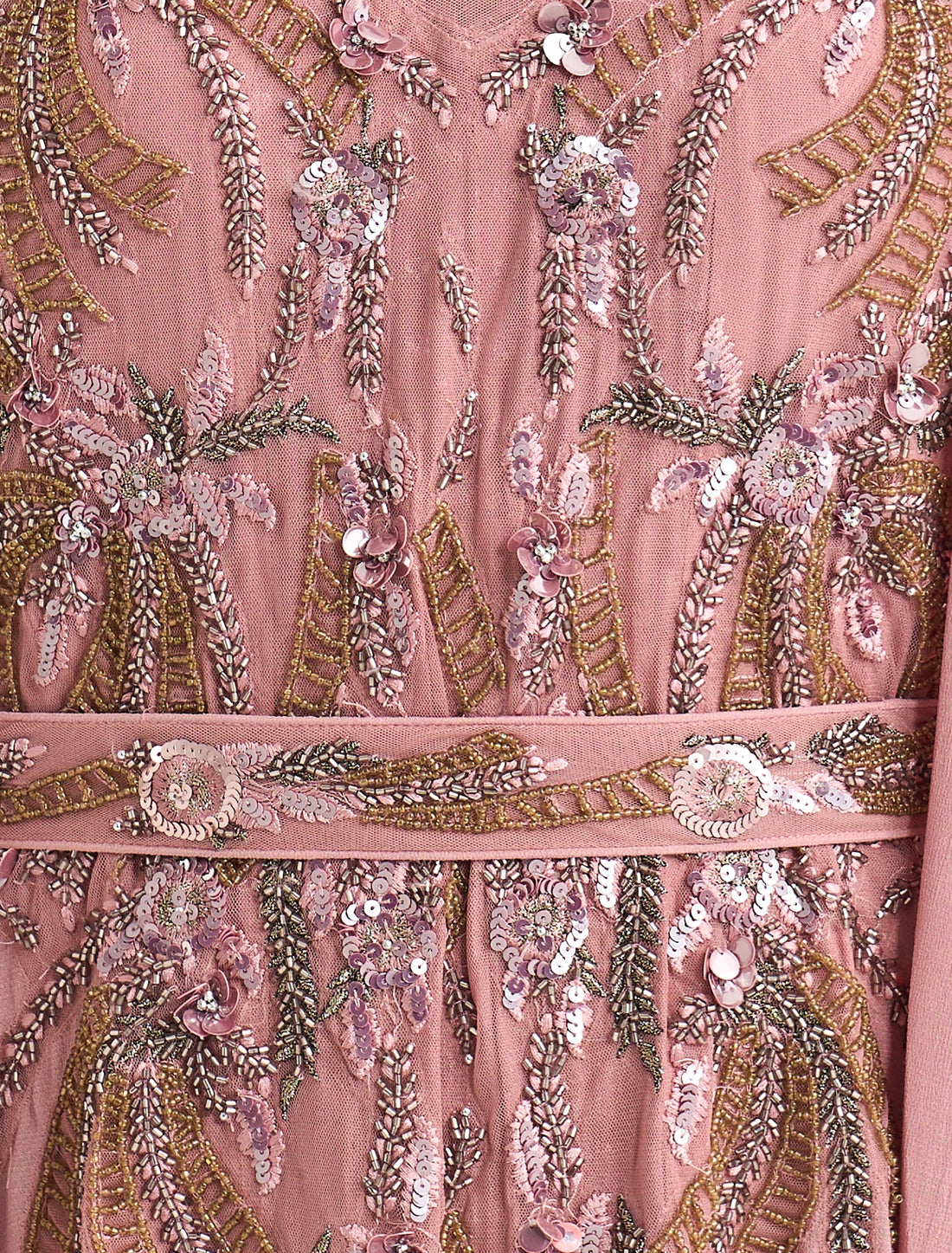 فستان باكمام كيب سهرة مطرز