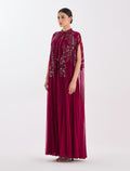 فستان سهرة مطرز بلون فوشي أنيق
Embroidered evening dress in fuchsia 