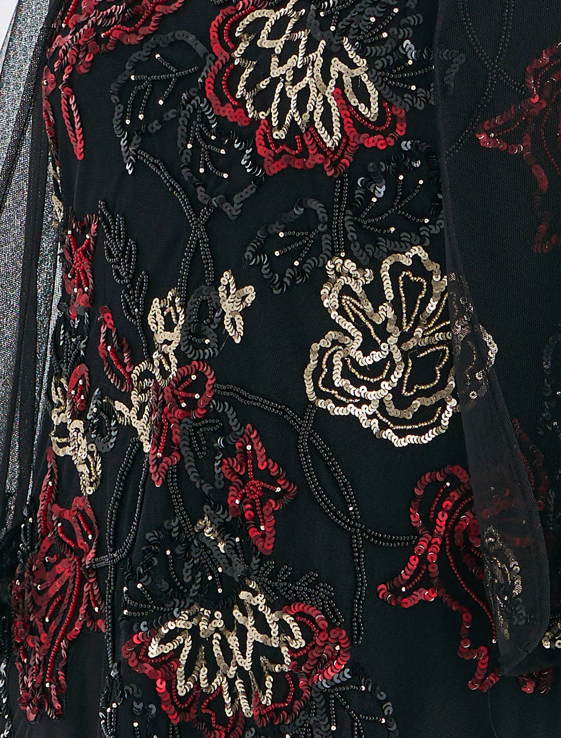 فستان سهرة أسود طويل بأكمام تول قصيرة أنيقة
Long black dress with short tulle sleeves 