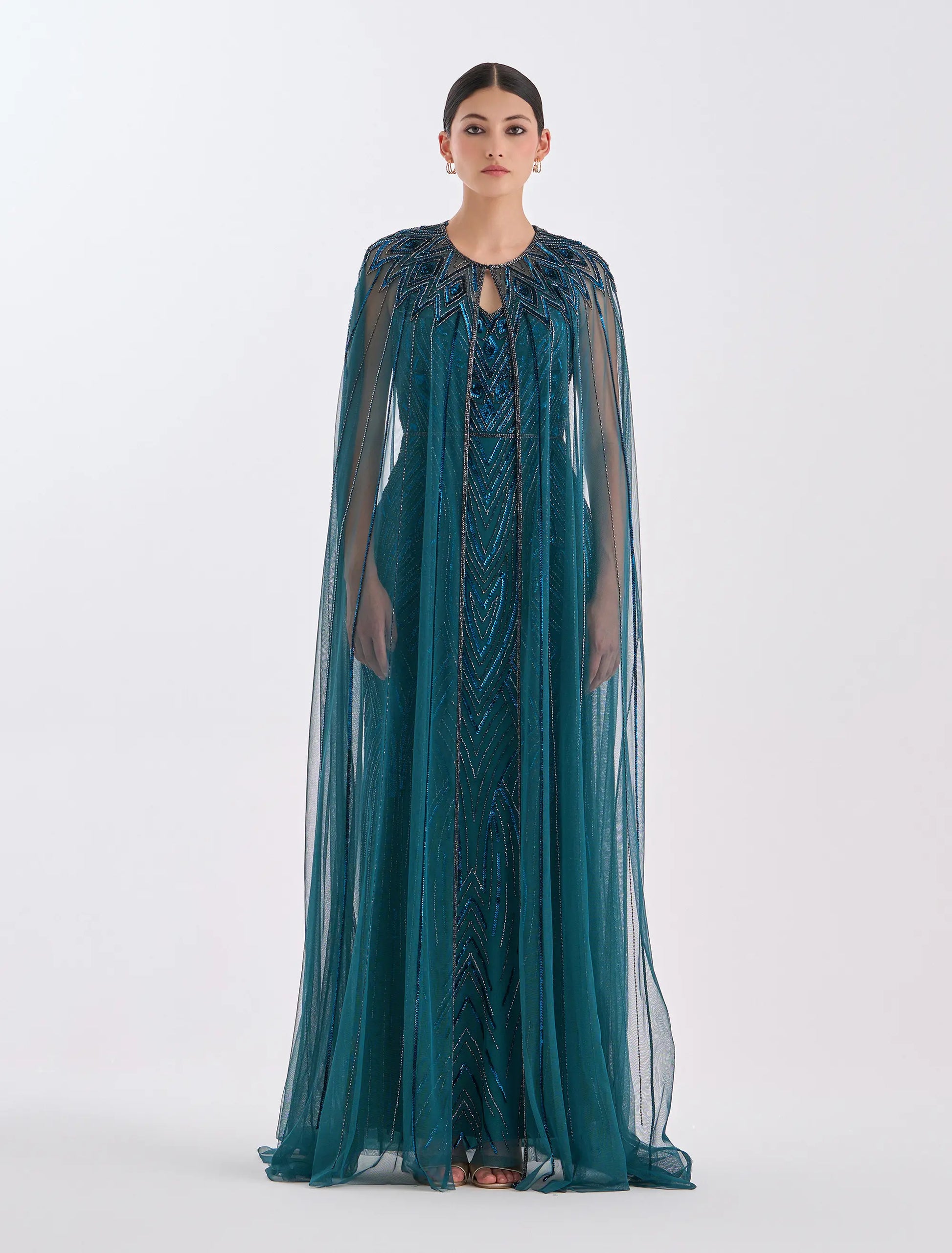 فستان سواريه اخضر غامق مع كاب شيفون